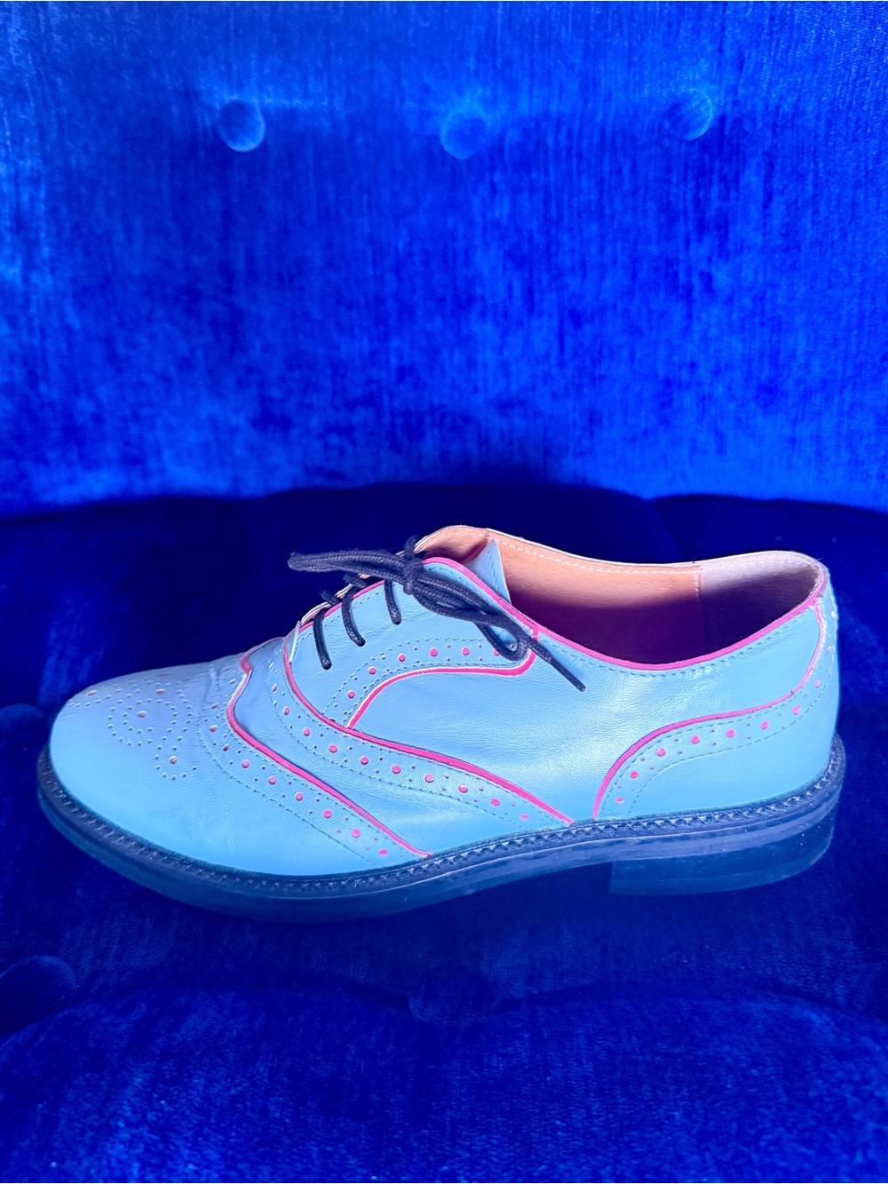 Embassy London “Brick Lane” Light Blue Leather Oxfords with Pink Accents • EU 39 - Picture 5 of 6
